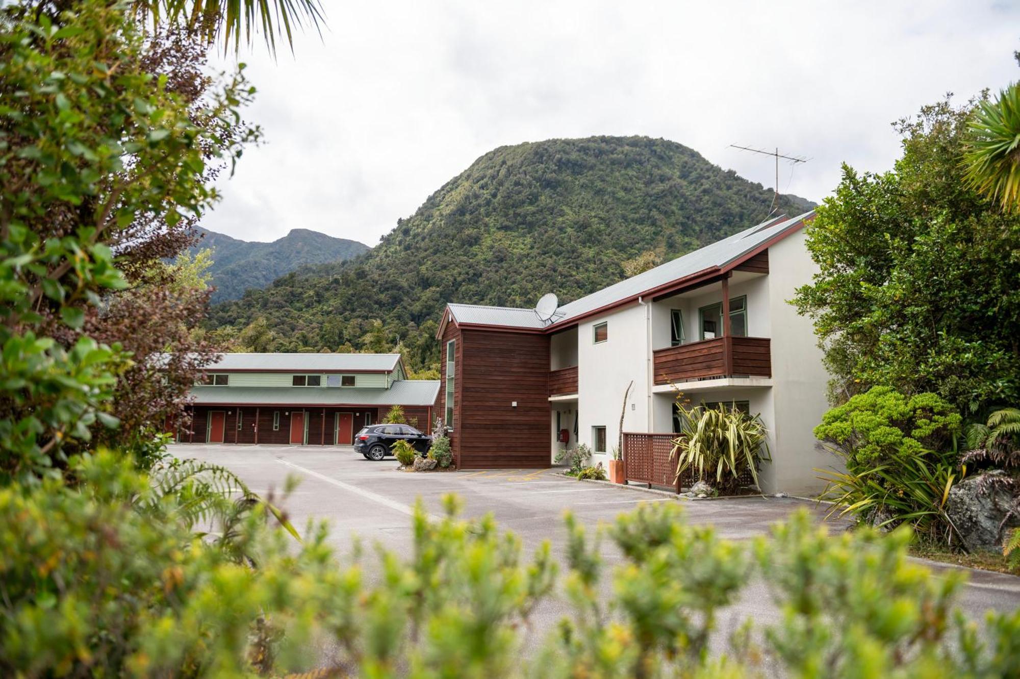 Motel Punga Grove Franz Josef Exteriér fotografie