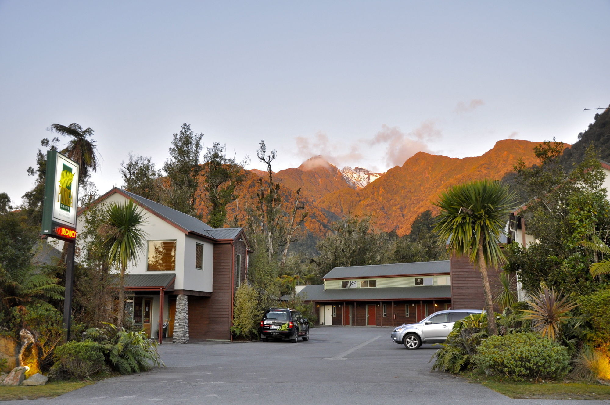 Motel Punga Grove Franz Josef Exteriér fotografie